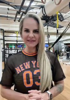 Adriani Teixeira Estética une cuidados com o corpo e bem-estar em Framingham