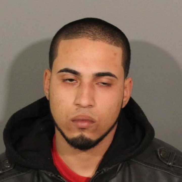 Brasileiro é condenado por esfaquear vítima em briga de bar em Danbury (CT)