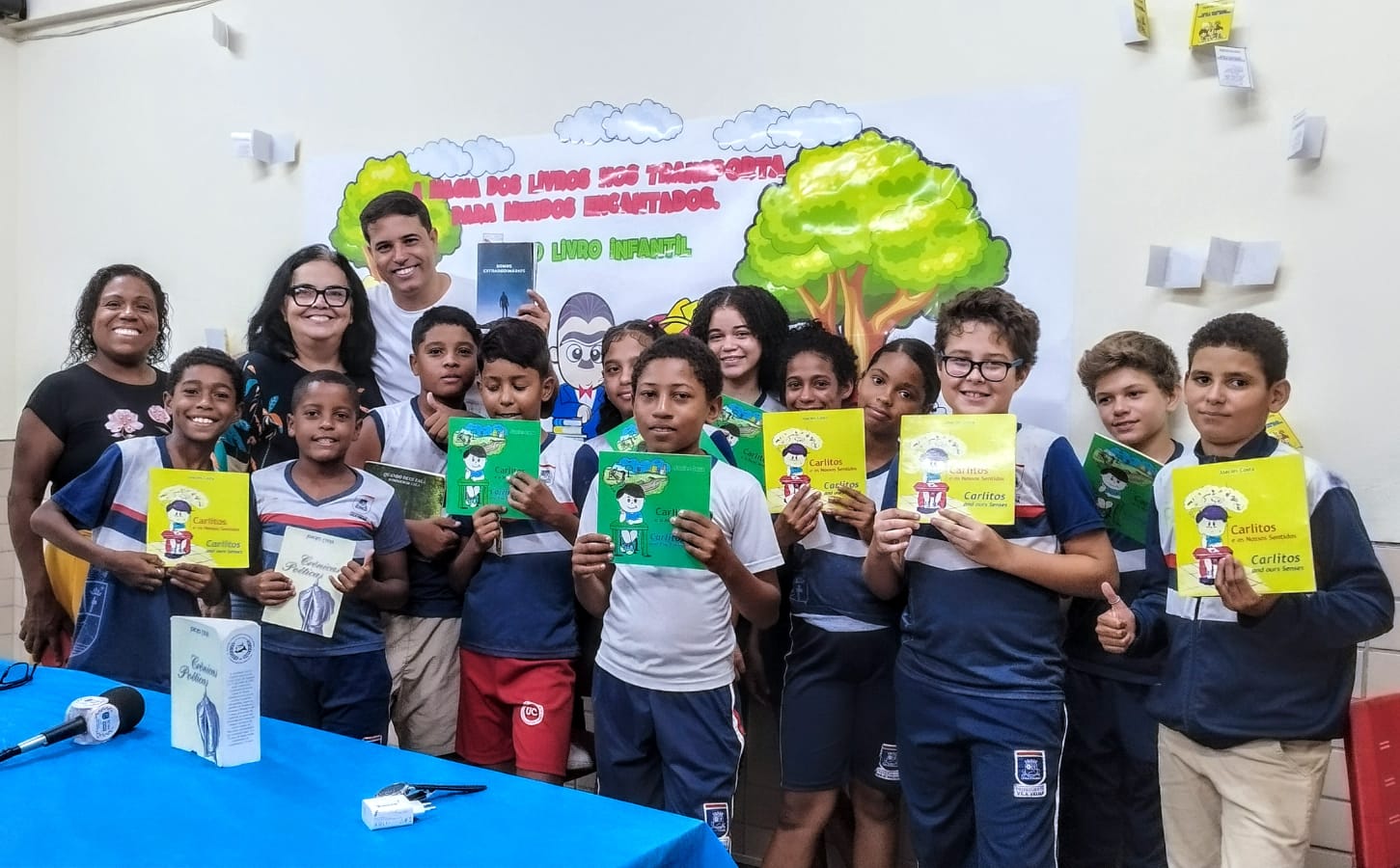 Coluna Claudia Cataldi: Joacles Costa inspira jovens no Dia Nacional do Livro Infantil