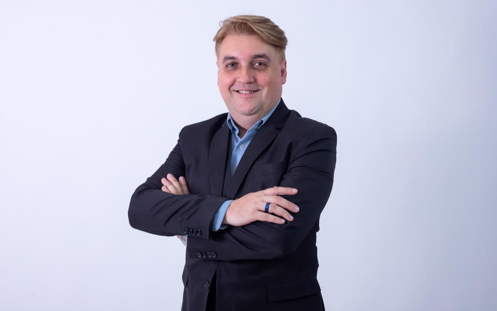 Coluna Hadad: Robson Stolfi explica como a TRG pode tratar traumas, fobias e até dores físicas