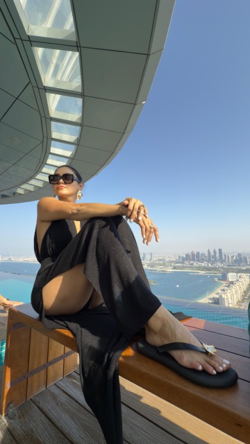 Coluna Vanessa Hadad: Marca brasileira de sandálias conquista mercado internacional e faz sucesso em Dubai