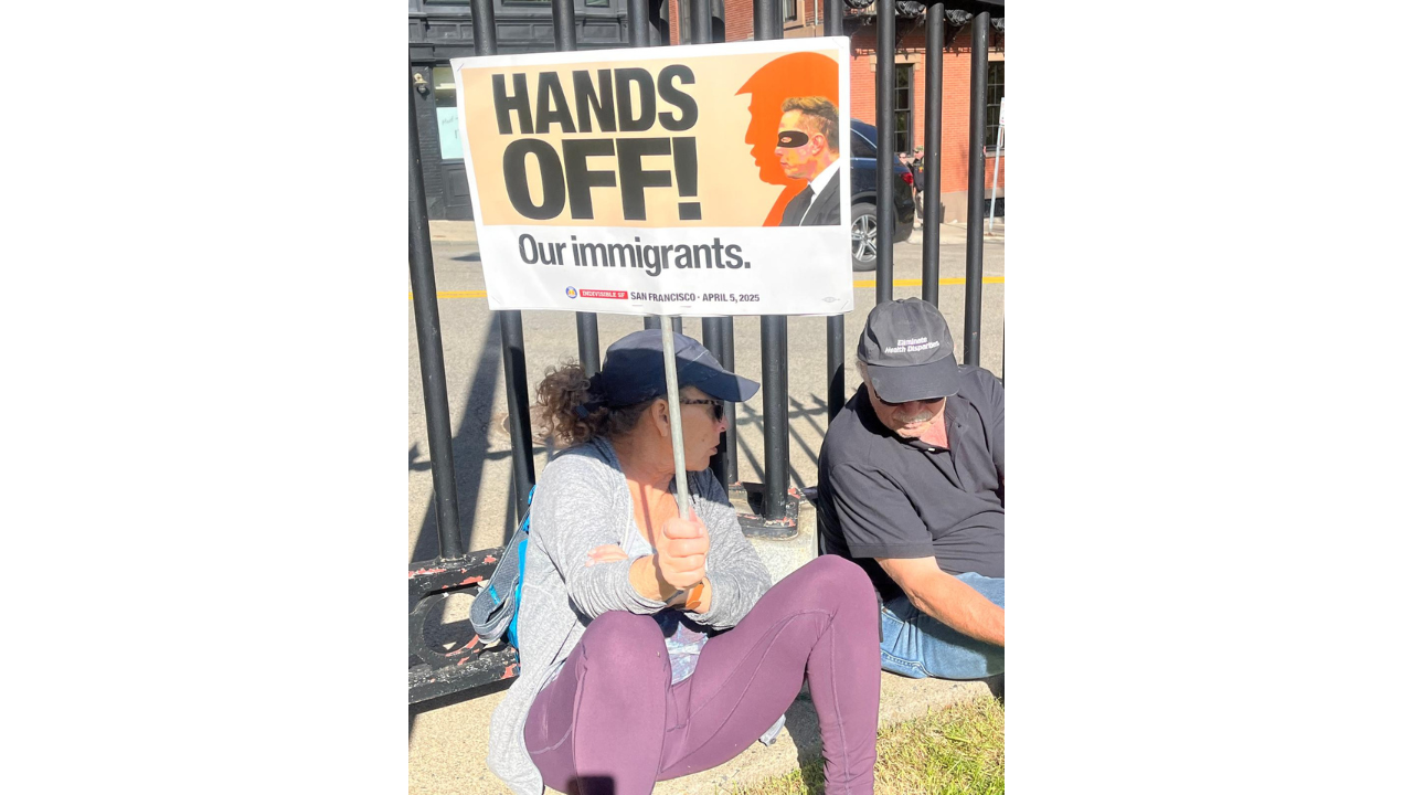 Evento honra trabalhadores mortos, manifestação denuncia perseguição aos imigrantes