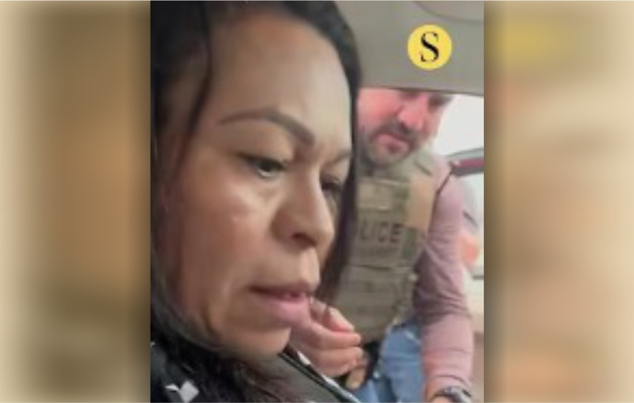 Agentes do ICE cercam carro, quebram janela e prendem mulher na frente da filha em Maryland