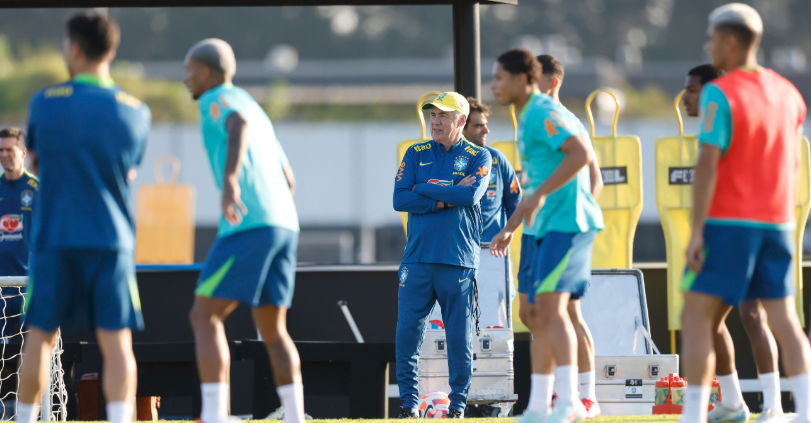 Ancelotti se prepara para estrear no comando da seleção