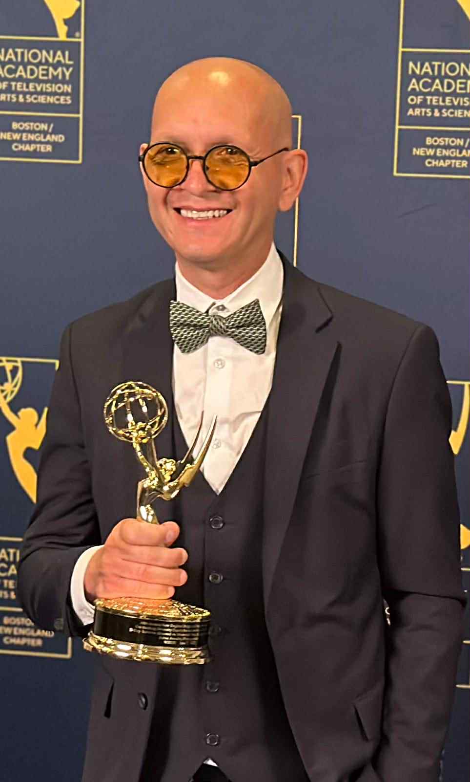 Photo Journalist Fábio Amador recebe prêmio Emmy Awards