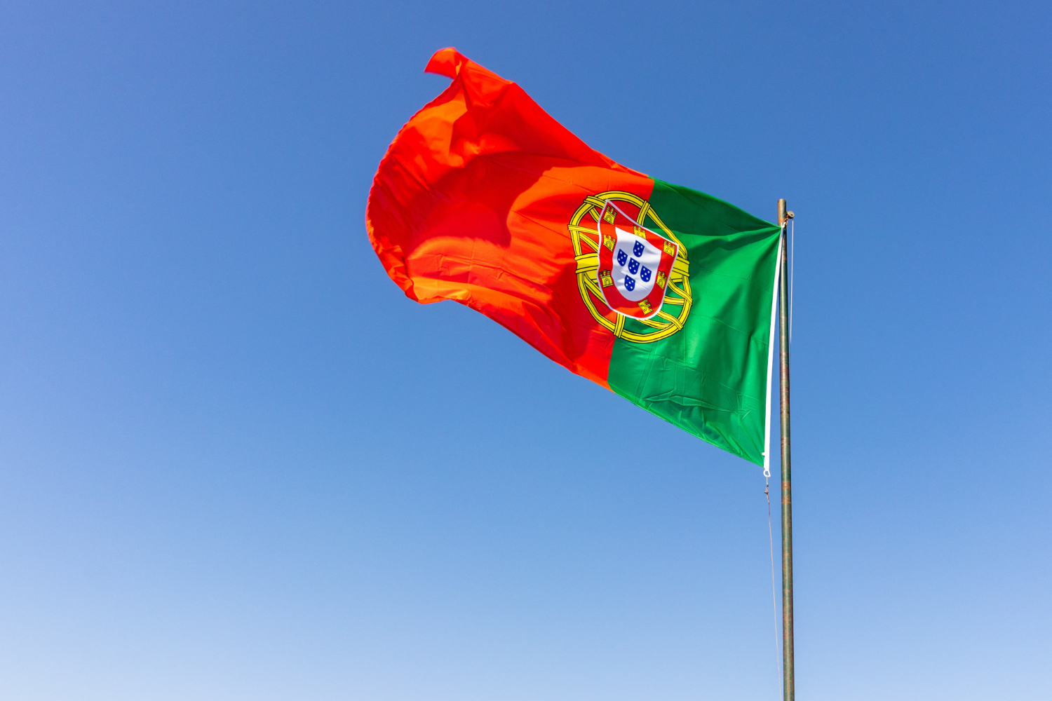 Portugal nega pedidos de residência e notifica quase 34 mil estrangeiros a deixarem o país