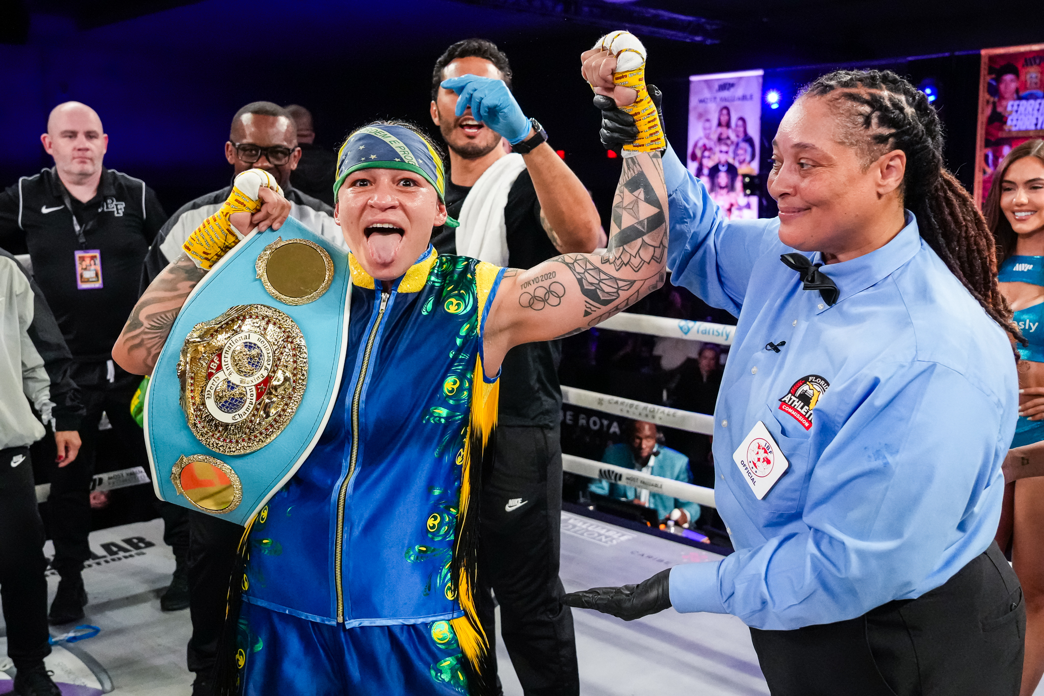 Beatriz Ferreira domina e mantém cinturão mundial da IBF em noite histórica para o boxe brasileiro nos EUA