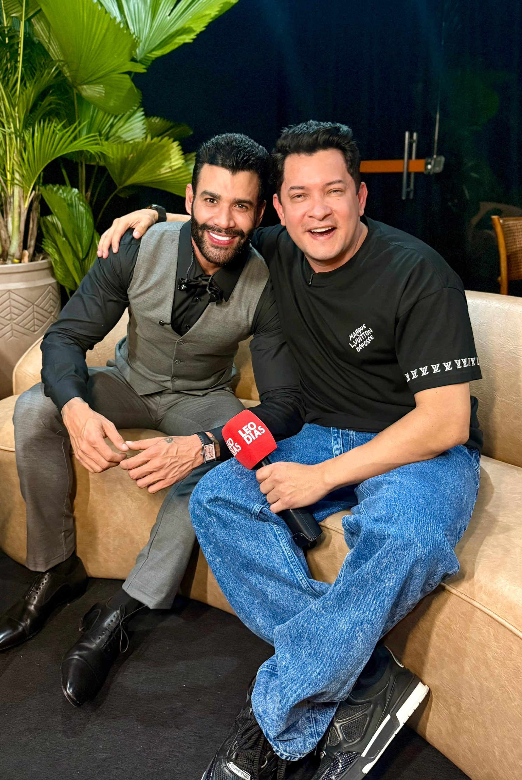 Gusttavo Lima enaltece cultura do Amazonas durante entrevista com Natan Balieiro