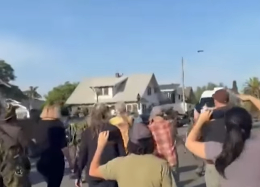 Líderes democratas de San Diego protestam contra operações do ICE em restaurantes locais