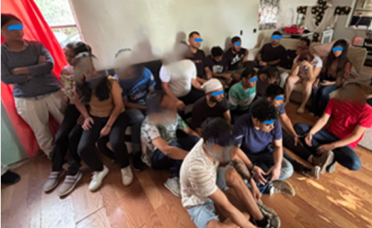 Esconderijo é descoberta no Texas e 16 imigrantes são detidos pelo ICE
