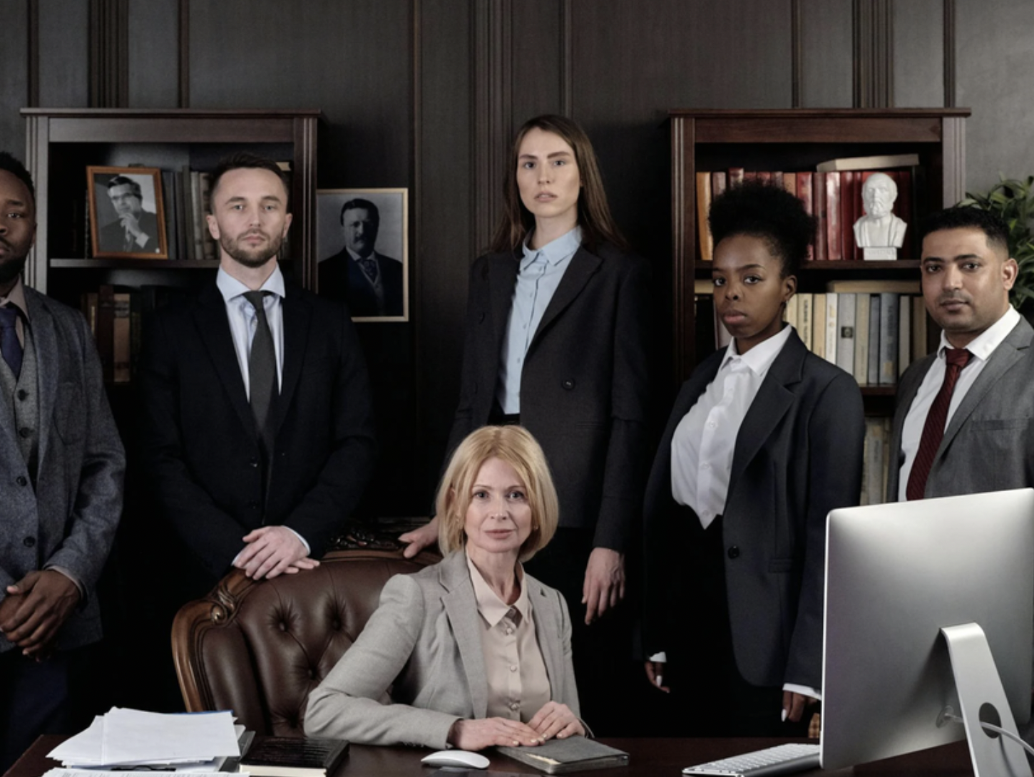 Carreira Traje Profissional: Escolha Sua ou da Empresa?