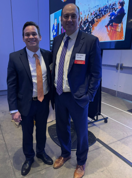Senador Jamie Eldridge reafirma apoio à comunidade imigrante durante 29ª Gala Anual da MIRA em Boston