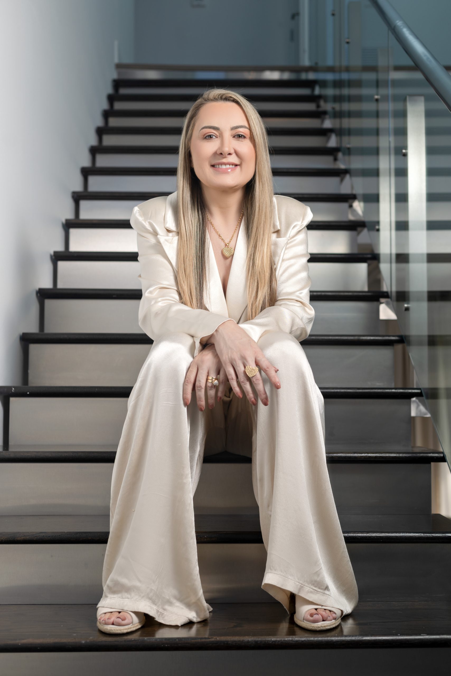 Fernanda Pizzamiglio: Coragem, reinvenção e excelência no mercado imobiliário de luxo na Flórida