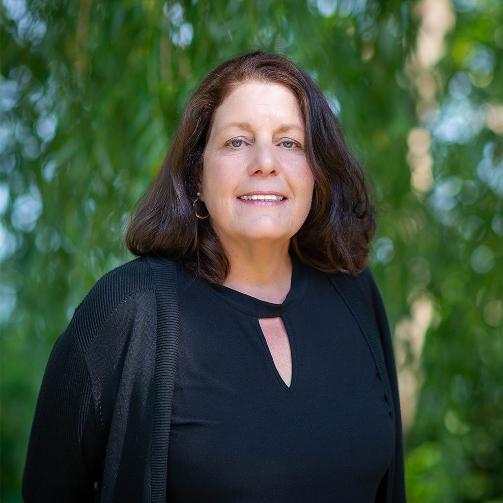 Assistente social e líder sindical Marianne Walles anuncia candidatura à vereadora em Somerville (MA)