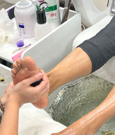 Master Lux Nail Salon aposta no autocuidado com agendamento online