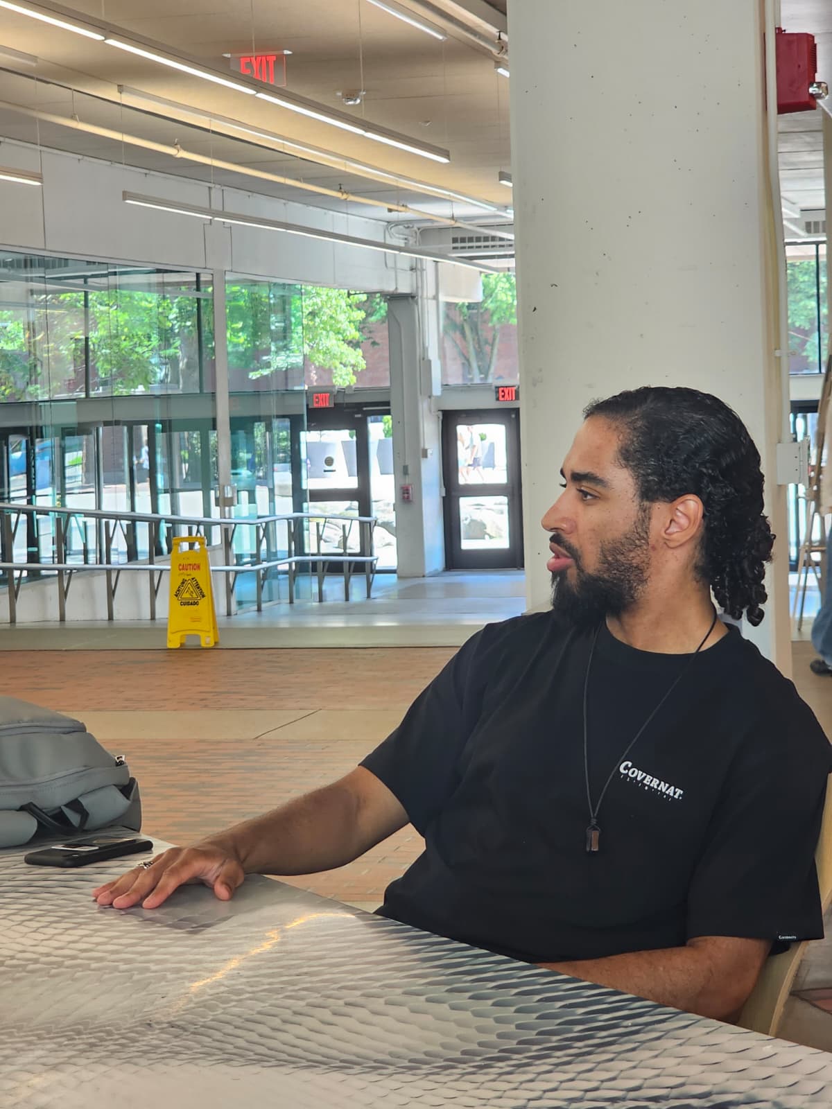 Estudantes do curso Next Gen Leaders visitam Harvard e conhecem pesquisador brasileiro referência em inteligência artificial.