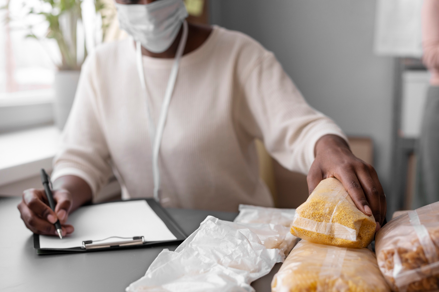 Condado de NY realiza Food Insecurity Policy Summit para combater a fome e fortalecer parcerias comunitárias