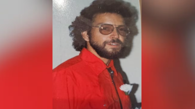 DNA confirma identidade de homem desaparecido em 1999 após achado de restos mortais sob laje de concreto no Arizona