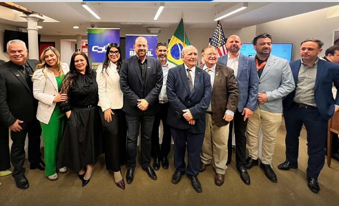 CDLE Boston empossa nova diretoria e confirma reeleição de Alex Colombini para o biênio 2025-2027