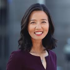 Prefeita Michelle Wu anuncia US$ 1,25 milhão em subsídios para apoiar imigrantes em Boston