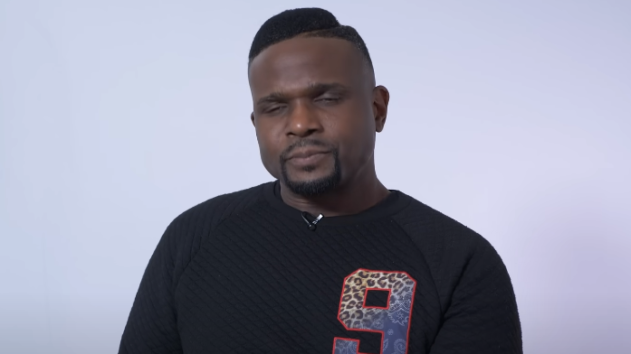 Ator de “Family Matters” é detido na fronteira dos EUA com o México por mandado de outro estado