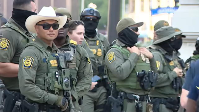 Tiroteio durante operação do ICE em Chicago deixa vários detidos em Little Village
