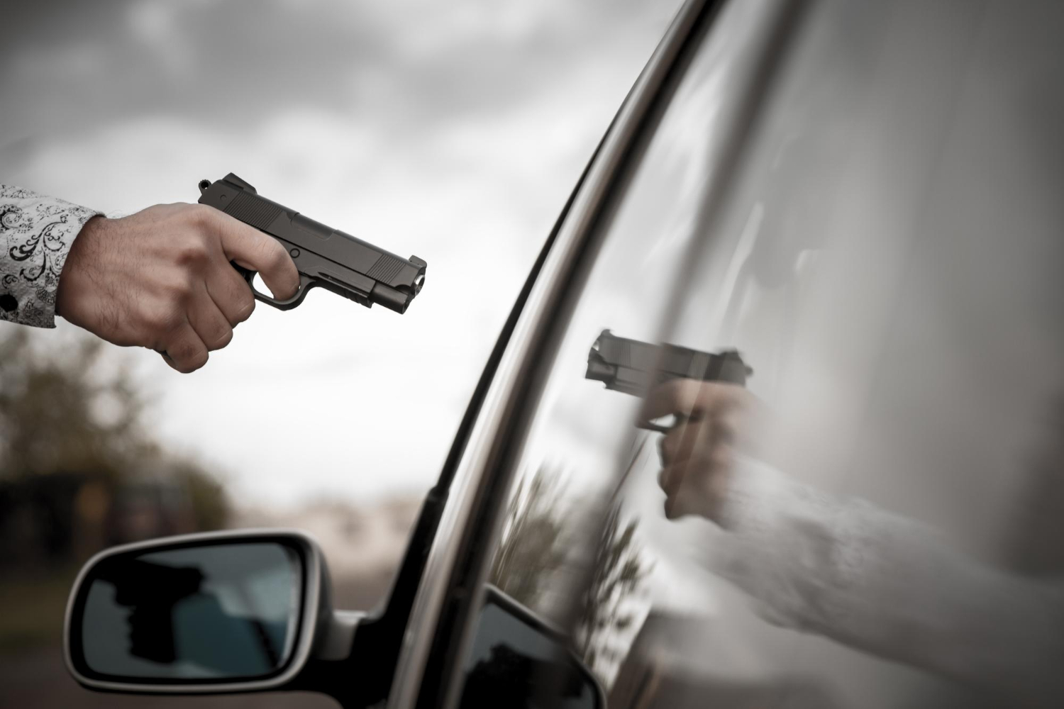 Agentes do ICE atiram em cidadão americano em Los Angeles; é o segundo caso em pouco mais de uma semana