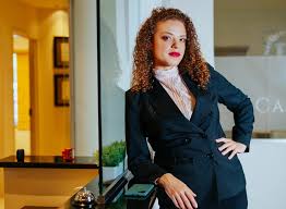 Entrevista com Dra Renata Castro sobre imigração no BTTV
