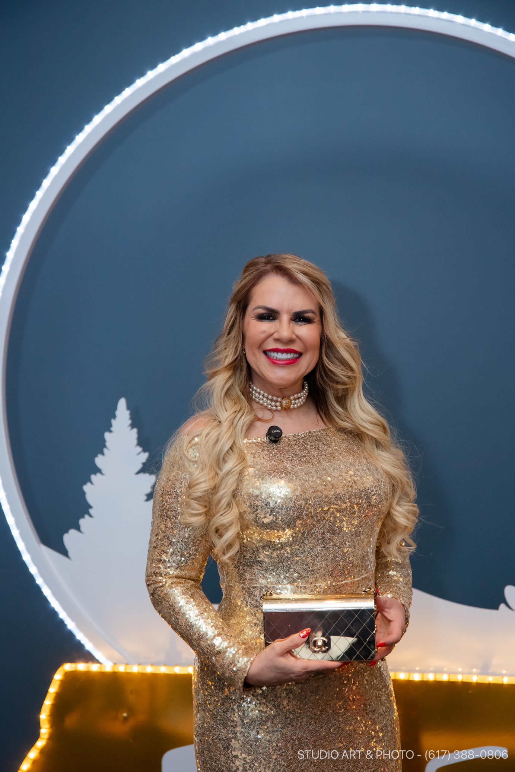 Elizandra Aguiar é homenageada no Baile de Gala do Brazilian Times em Boston