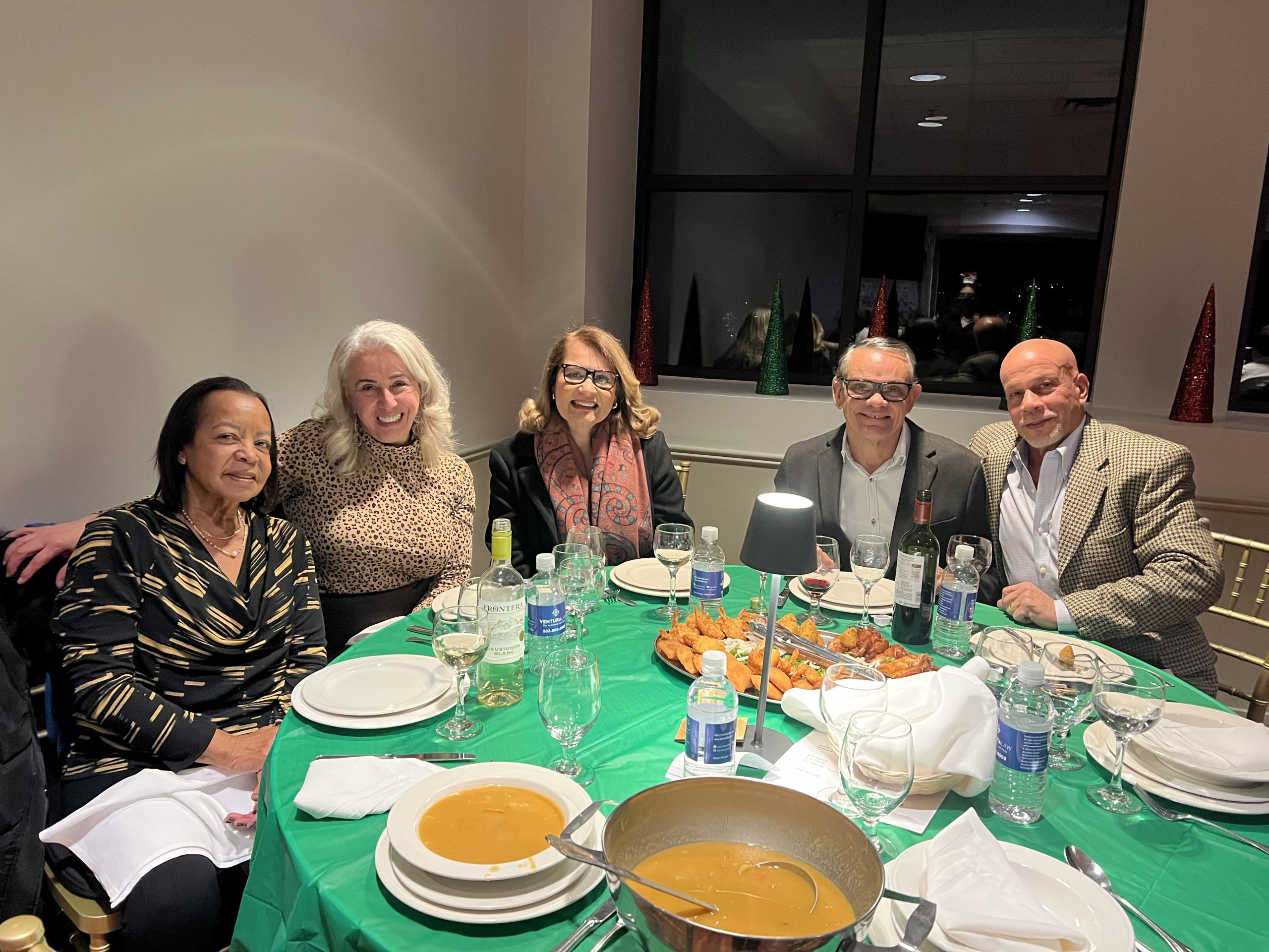 Coluna Marcia Gross: Jantar Beneficente