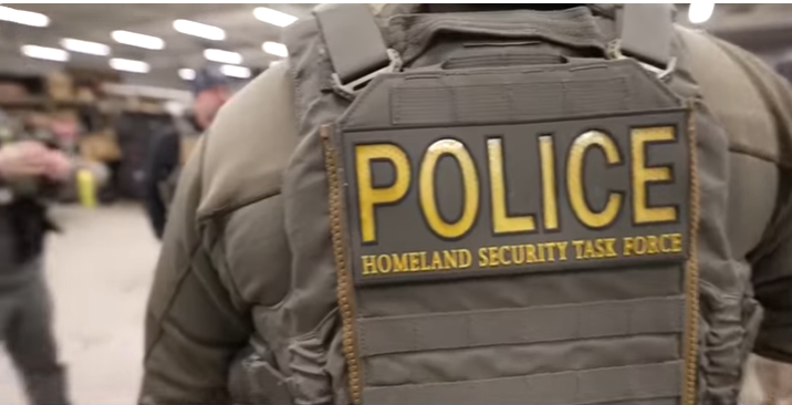 DHS intensifica operações em Minneapolis com visitas porta a porta para apurar suspeitas de fraude