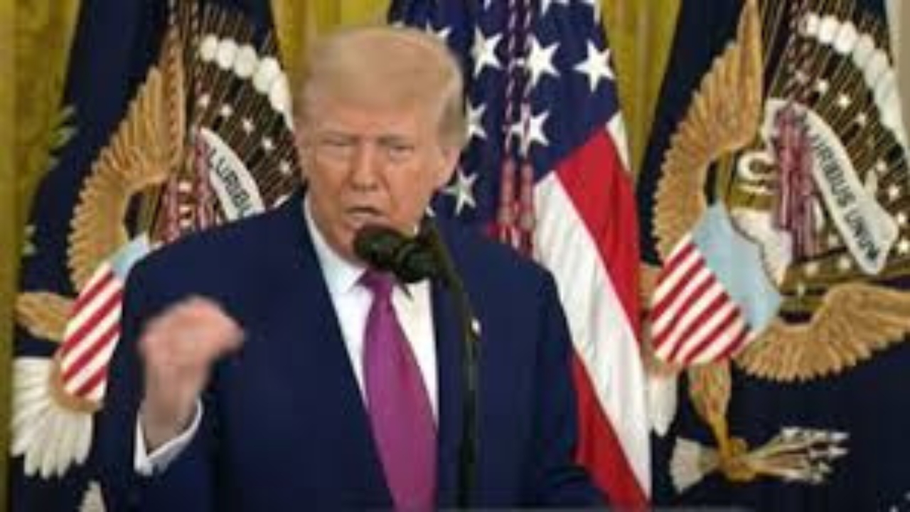 Trump afirma que Europa segue por “um caminho muito perigoso” devido à migração