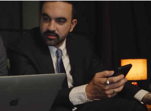 Prefeito de Nova York diz ter telefonado para Trump e se opõe à captura de Nicolás Maduro