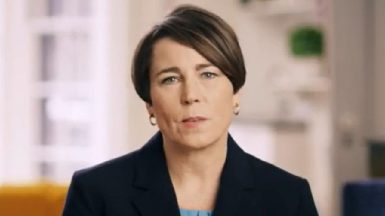 Governadora Healey toma medidas para manter o ICE fora de escolas, hospitais, tribunais e locais de culto