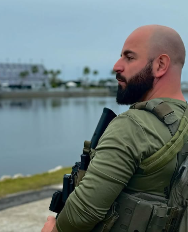 Policial brasileiro em Massachusetts denuncia ataques por defender imigrantes nas redes sociais