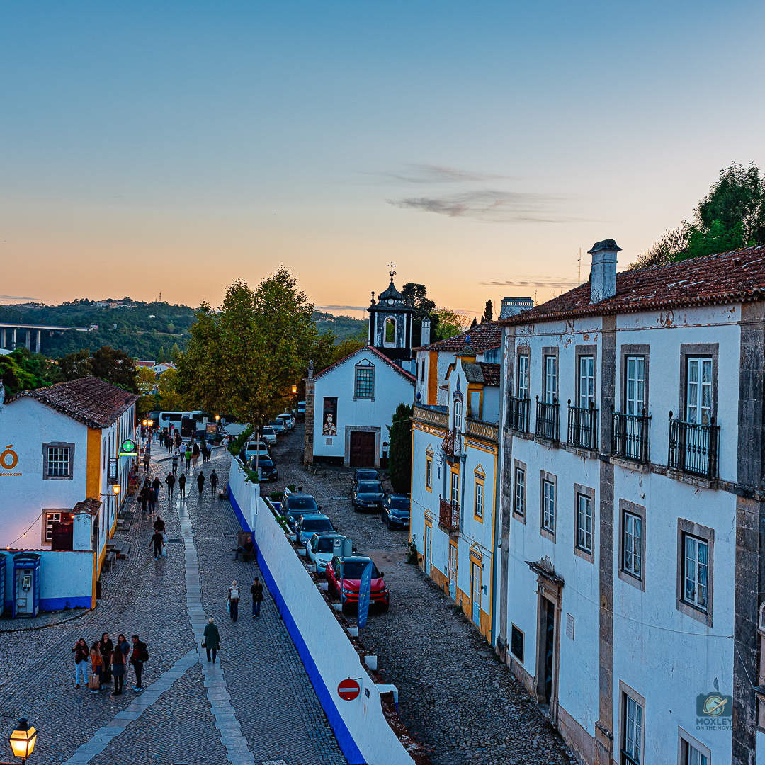 Óbidos: um tesouro medieval cheio de charme, história e sabor.