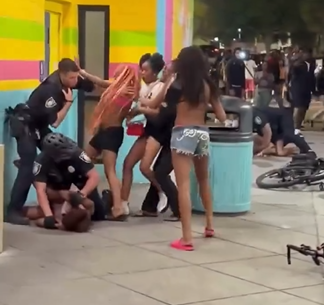 Abordagem policial em Myrtle Beach gera revolta