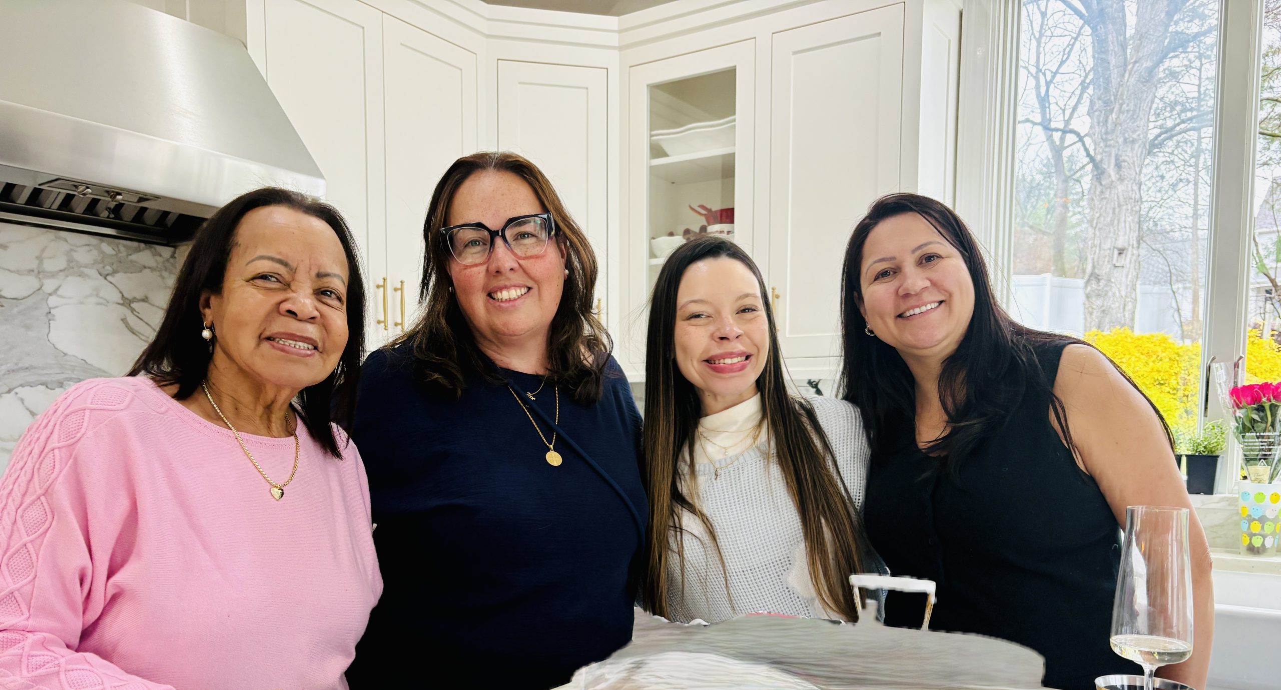 Coluna Marcia Gross: Aniversário e comemoração da Páscoa