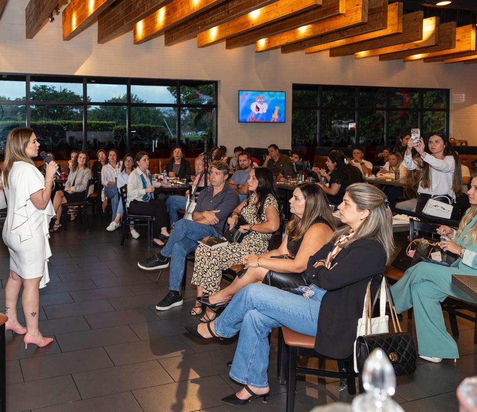 Paula Regis lança livro em Coral Springs e compartilha os pilares da liderança