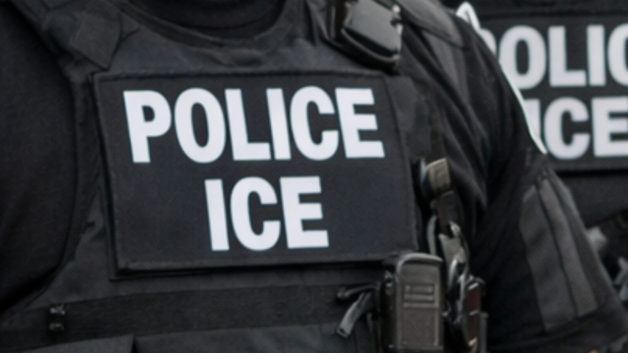“Me sinto envergonhada de ser americana”, diz brasileira após pai ser detido pelo ICE