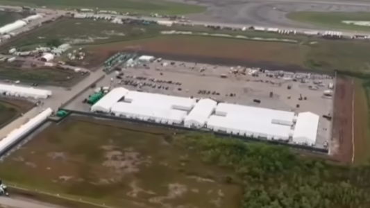 Centro de detenção “Alligator Alcatraz” pode ser desativado gradualmente na Flórida