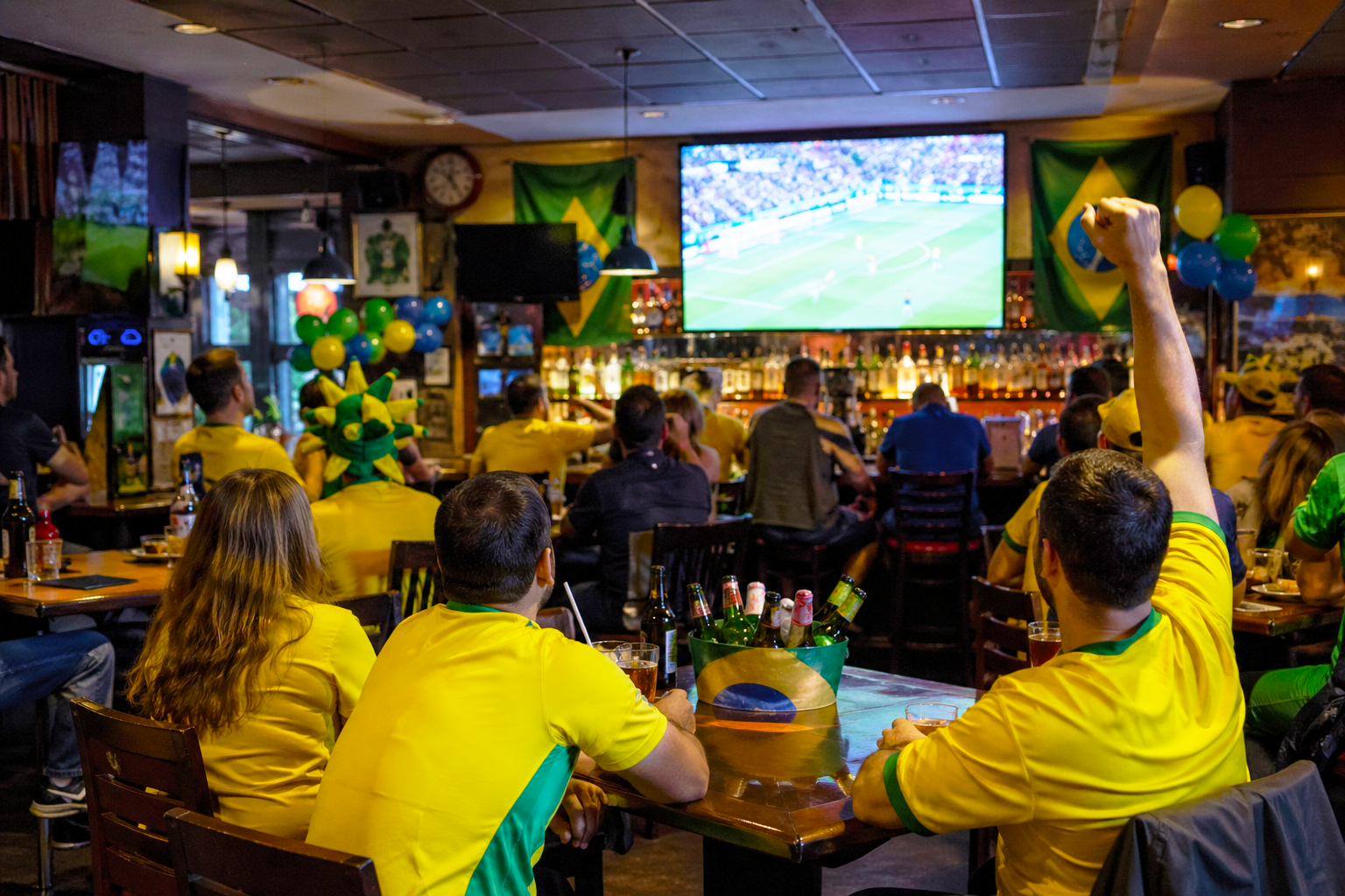 Oasis Restaurant, em Medford, anuncia transmissão dos jogos da Copa do Mundo com destaque para o Brasil