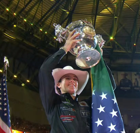 Filho e brasileiro conquista título mundial da PBR 2026 no Texas