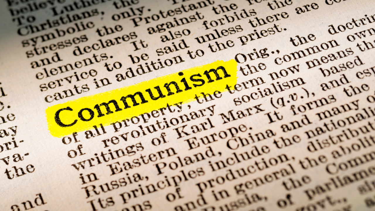 Coluna Denny: Comunismo ou Koinonia?