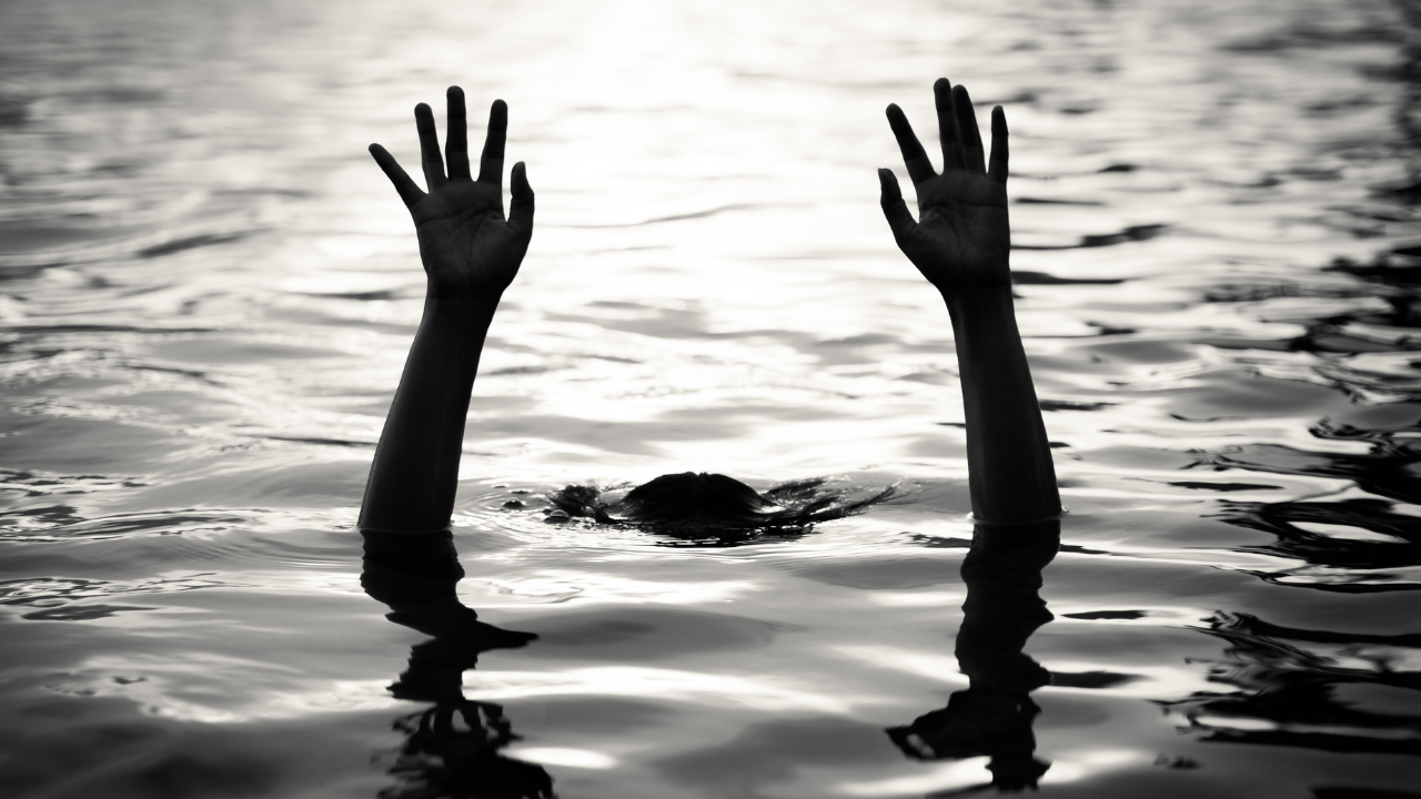 Jovem brasileiro de 18 anos morre após afogamento em lago de Milton, Massachusetts
