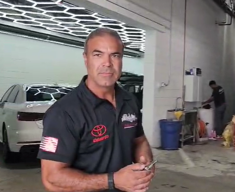 Eduardo’s Auto Body, a oficina mecânica para brasileiros em Massachusetts