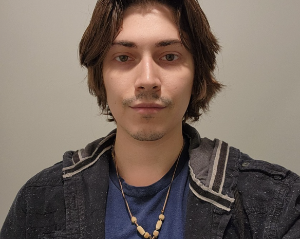 Brasileiro avança para o TOP 5 em competição internacional apresentada por Johnny Depp e busca apoio para próxima fase