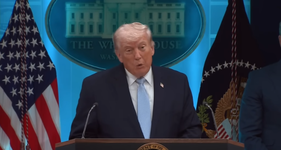 Suprema Corte dos EUA mantém medidas de Trump e encerra proteção a milhares de imigrantes