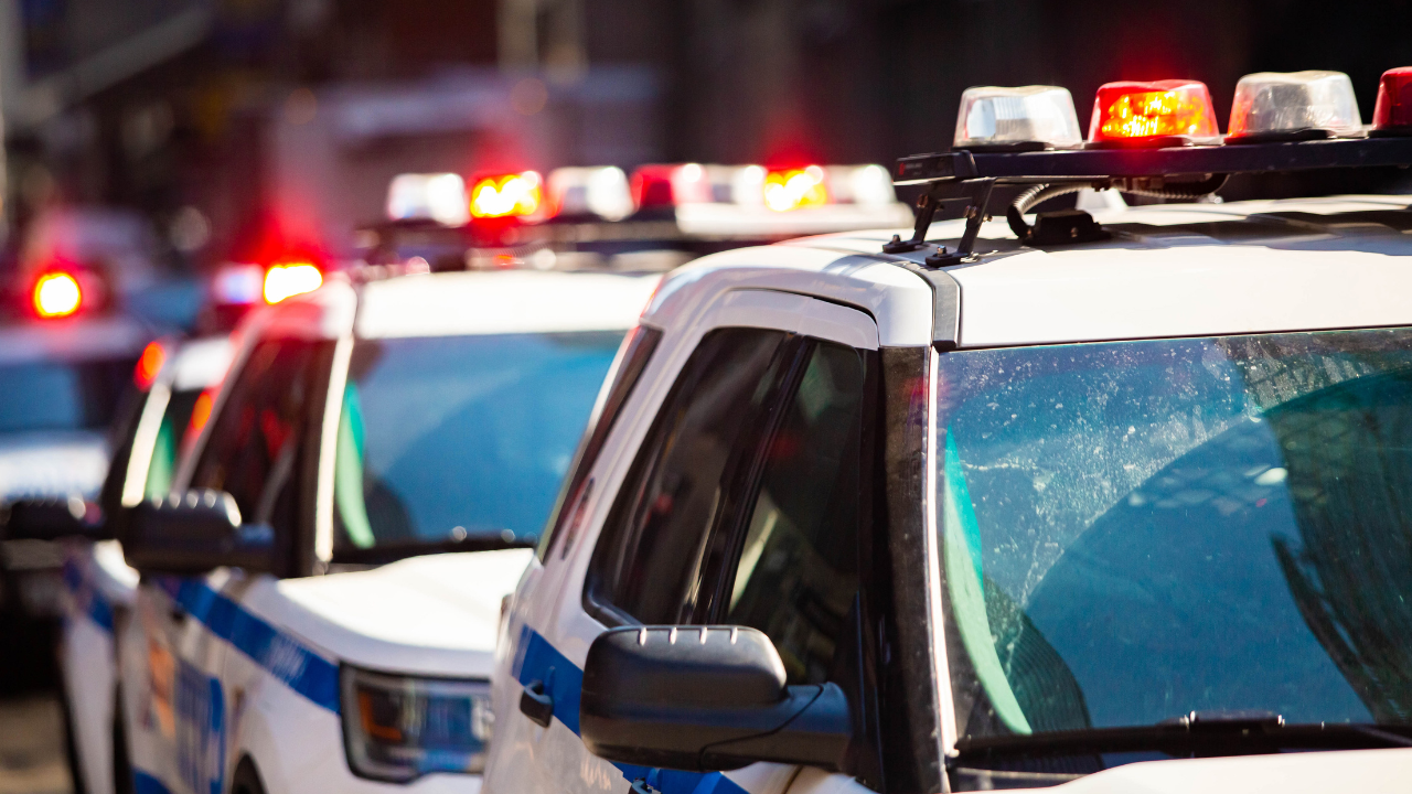 Suspeito de assassinato e ataque com barra de ferro é detido pela polícia em Boston