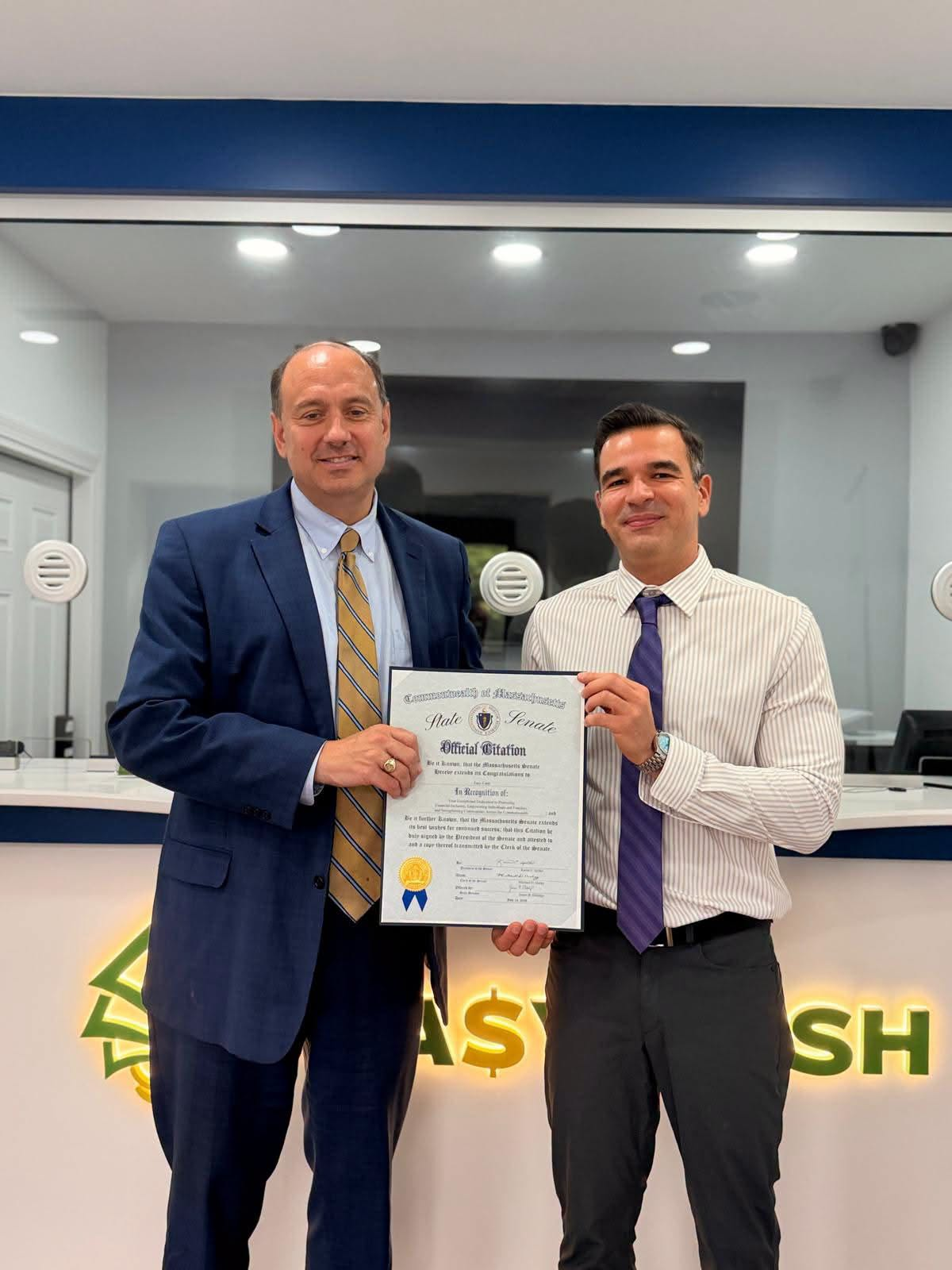 Senador de Massachusetts destaca trajetória de empresário brasileiro que transformou sonho em dois negócios de sucesso